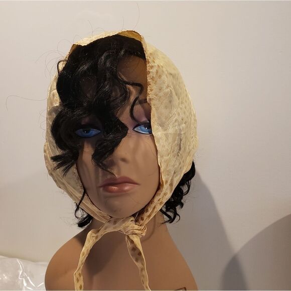 Triangular Headscarf - Picture 2 of 4